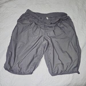 Anthropologie-Women's Gray Relaxed Shorts